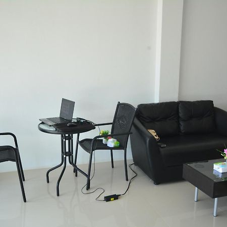 Jc Guesthouse @ Suratthani Airport Surat Thani Exteriér fotografie