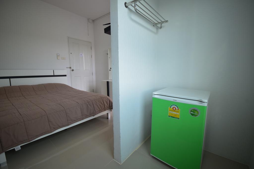 Jc Guesthouse @ Suratthani Airport Surat Thani Exteriér fotografie